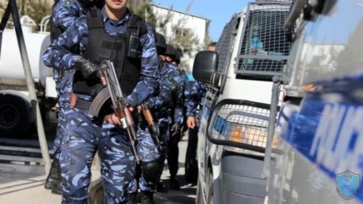 الشرطة الفلسطينية: سطو مسلح على فرع أحد البنوك في الخليل