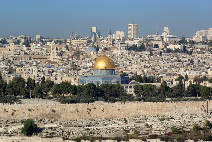 القدس: 35 ألفا يؤدون صلاة الجمعة في المسجد الأقصى المبارك