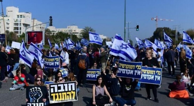 استطلاع إسرائيلي: تراجع شعبية أحزاب الائتلاف و