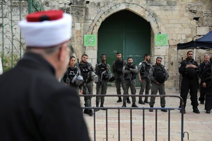 القدس: الاحتلال يمنع المصلين من دخول المسجد الأقصى