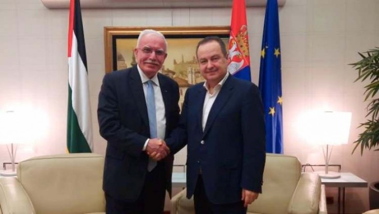 وزير الخارجية ونظيره الصربي يبحثان سبل عقد اللجنة الوزارية المشتركة