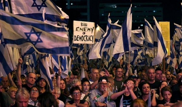 تظاهرة احتجاجية في تل أبيب ضد حكومة نتنياهو وخطتها لـ