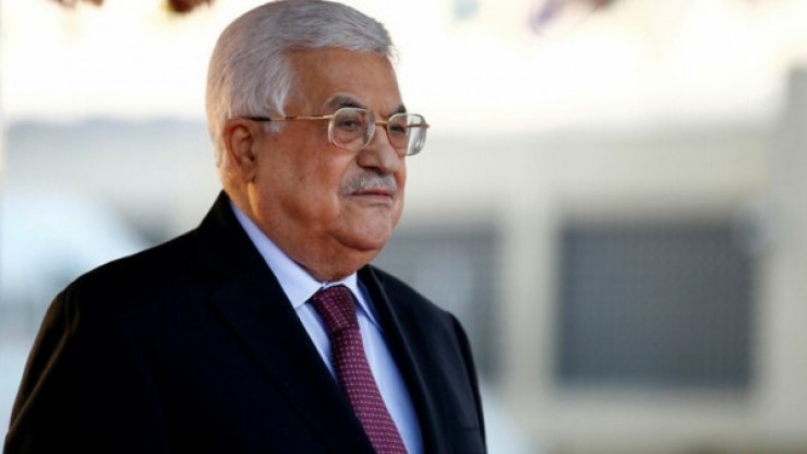 الرئيس عباس يقرر تكريم المحافظين الذين أحيلوا للتقاعد