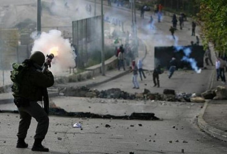 مواجهات مع قوات الاحتلال شمال القدس