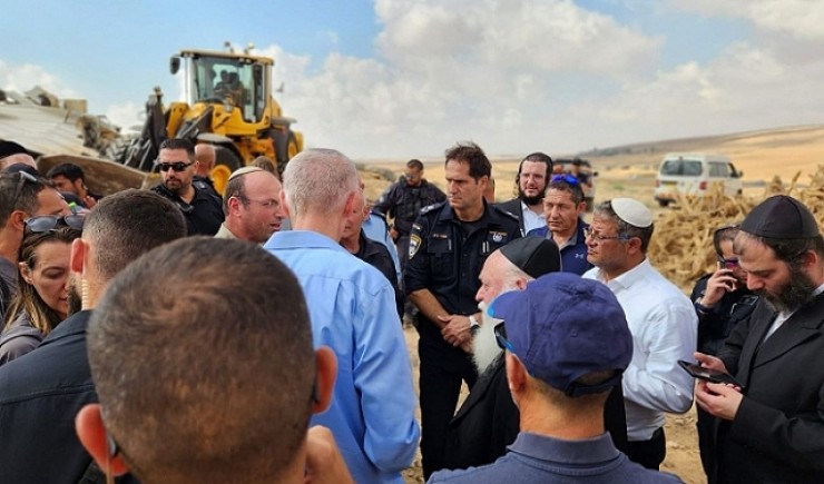السلطات الإسرائيلية تهدم منازل عربية في النقب داخل أراضي الـ 48 