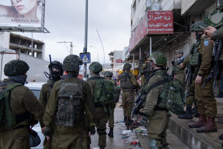 جيش الاحتلال يقرر تفجير منزل المتهم بتنفيذ عملية حوارة 