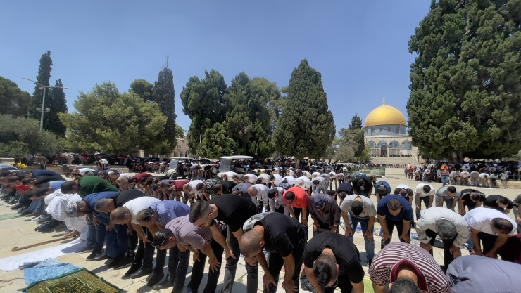 القدس: 40 ألفا يؤدون صلاة الجمعة في المسجد الأقصى المبارك