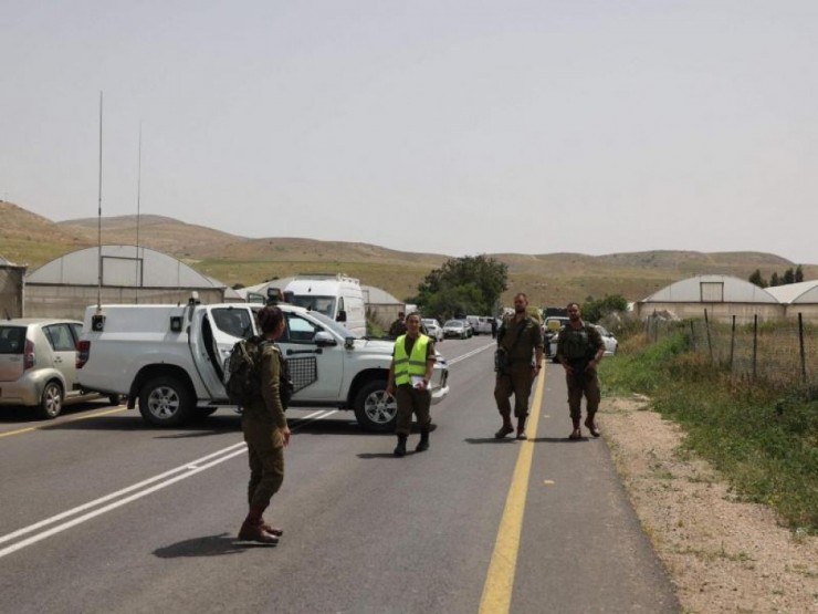 مسلحون فلسطينيون يطلقون نار صوب سيارة للمستوطنين في غور الأردن