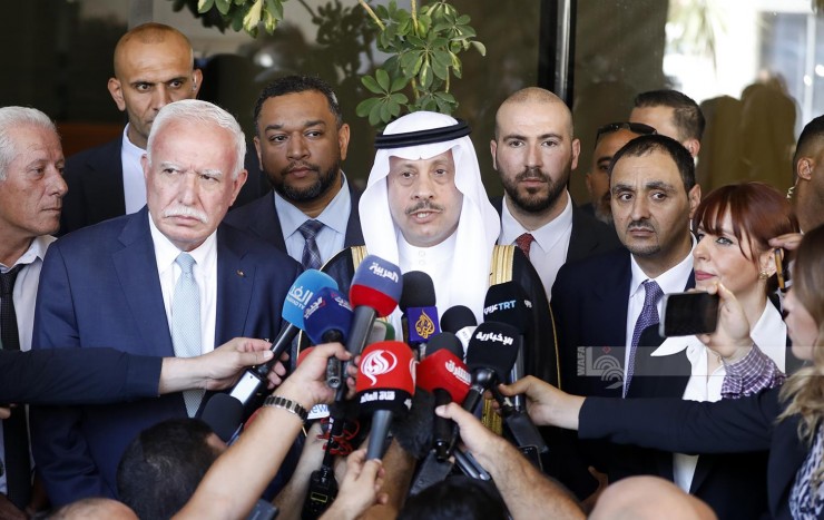 السديري يؤكد تمسك السعودية بمبادرة السلام العربية كأساس لحل القضية الفلسطينية