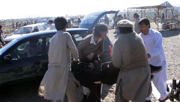 34 قتيل وإصابة 100 آخرين بانفجار خلال احتفال ديني في باكستان