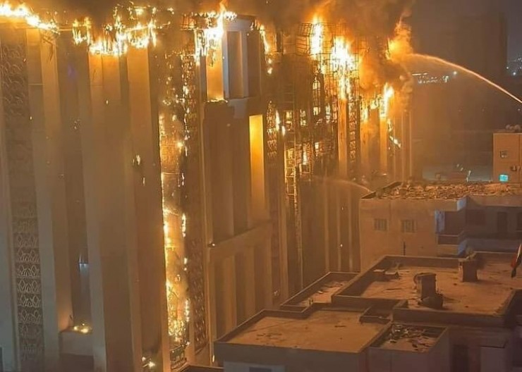 25 جريحا جراء حريق هائل في مقر مديرية الأمن في الإسماعيلية 