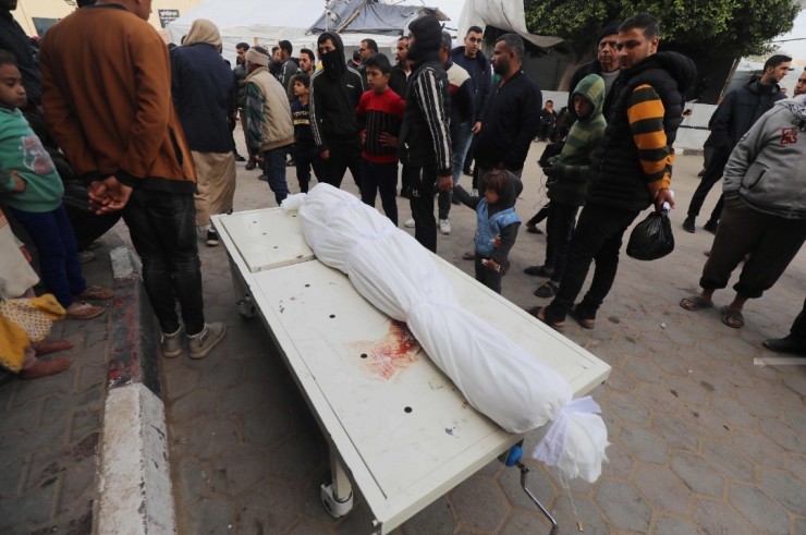 شهداء ومصابون في قصف إسرائيلي على خان يونس ورفح