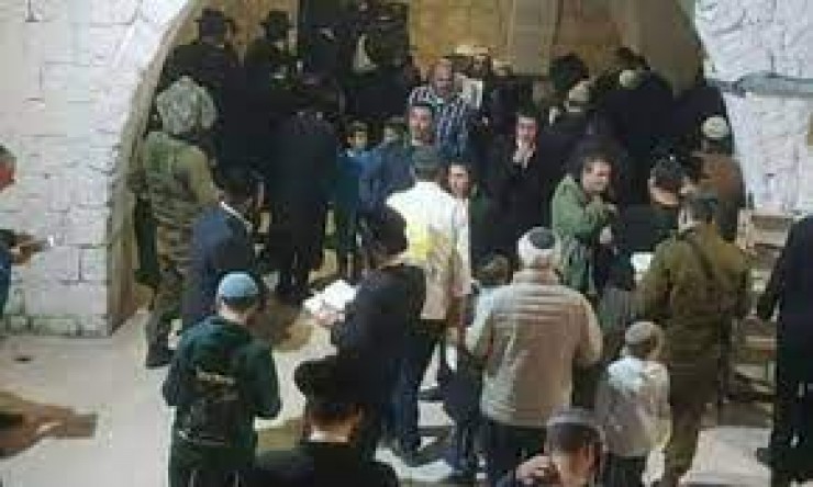 إصابات باقتحام الاحتلال قبر يوسف بنابلس