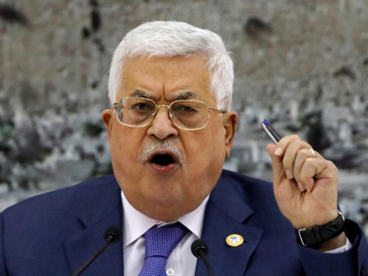 الرئيس عباس: قررت التوجه مع جميع أعضاء القيادة الفلسطينية إلى قطاع غزة