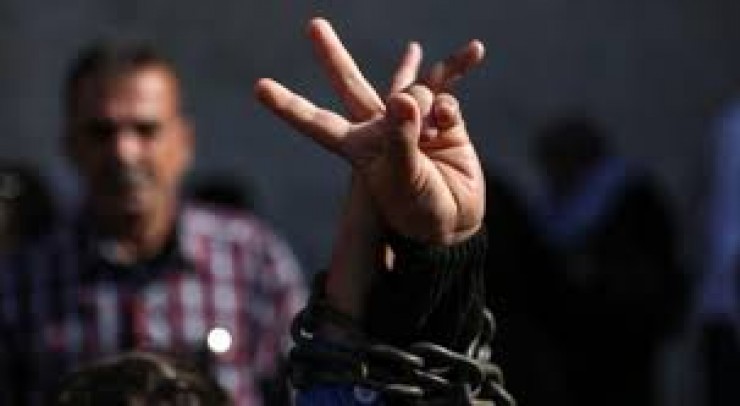 الاحتلال يفرج عن 45 أسيرا من الضفة