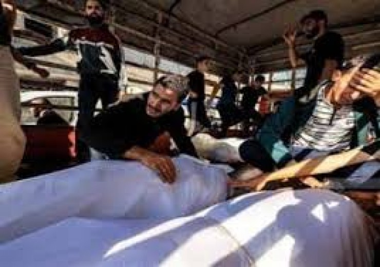 الدفاع المدني: بعد انسحاب جزئي للاحتلال؛ تمكنا من انتشال جثامين شهداء عائلة أبو هدروس