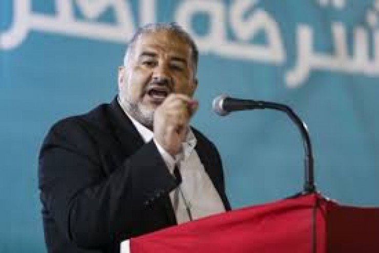 منصور عبّاس: يجب تشكيل حكومة وحدةٍ وطنيّةٍ مع نتنياهو لإعادة المخطوفين الإسرائيليين