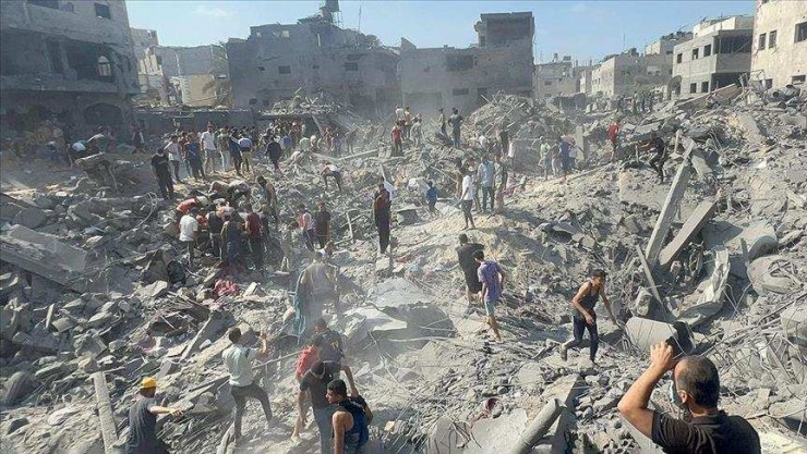 بالاسماء: شهداء في قصف الاحتلال لمدرسة تؤوي نازحين في جباليا