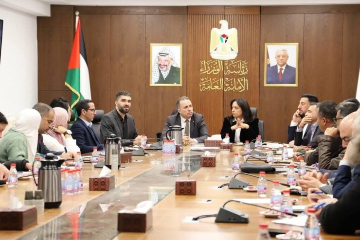  غرفة العمليات الحكومية للتدخلات الطارئة في قطاع غزة تواصل عملها في خطط الاستجابة الطارئة