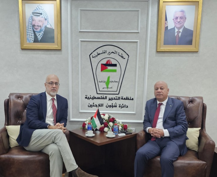 أبو هولي يحذر من تداعيات سريان القوانين الإسرائيلية ومن أزمة مالية تلوح بالأفق للأونروا على ولاية عملها وتدخلاتها الطارئة