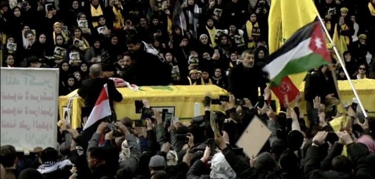 بالصور.. عشرات الآلاف يشيعون نصرالله وصفي الدين في بيروت