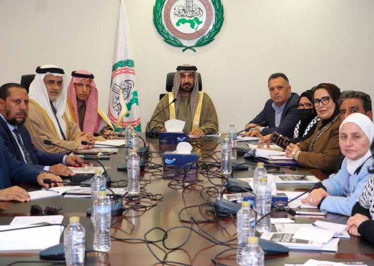 لجنة فلسطين تنعقد في البرلمان العربي وترفع صوت الشعب العربي تحضيرًا للجلسة الطارئة تحت شعار 