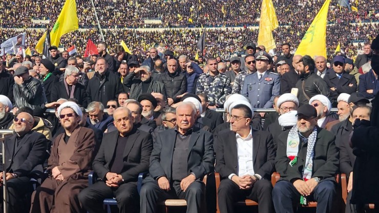 وفد قيادي من الشعبية يختتم زيارته للبنان للمشاركة في تشييع جثمان الشهيد حسن نصر الله
