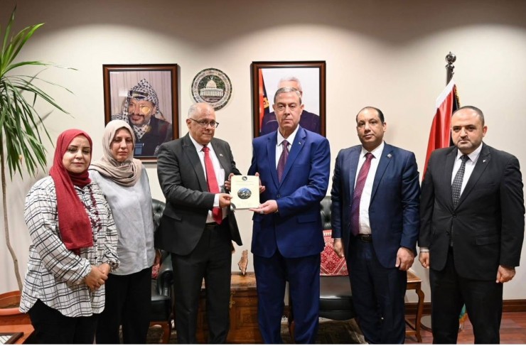 الأكاديمية الدولية تختتم أنشطتها لإحياء اليوم العالمي لنصرة غزة والأسرى في مصر