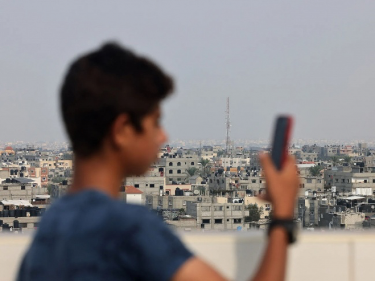 الاتصالات تعلن عن عودة خدمة الإنترنت والاتصالات شمال غزة