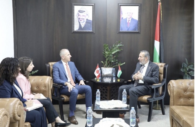 وزير العدل يبحث مع ممثل كندا المستجدات السياسية وجهود إعادة منظومة العدالة في غزة
