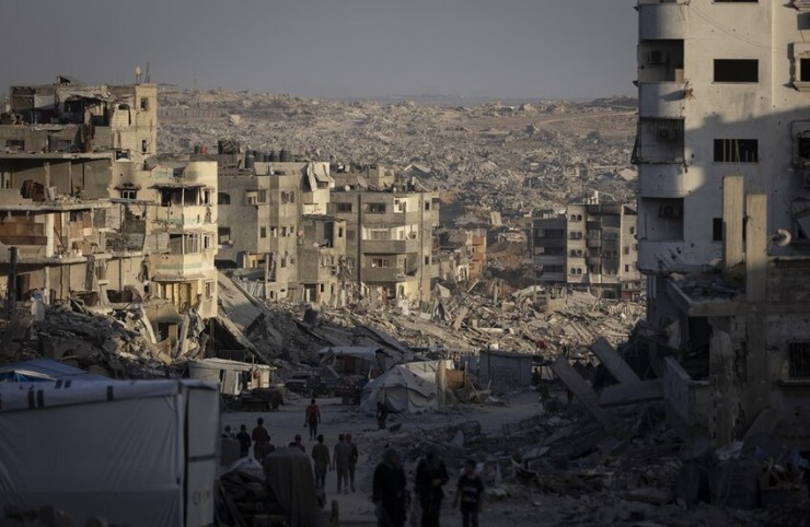 تقارير إسرائيلية: خطة أمريكية لتقسيم قطاع غزة إلى منطقتين تمهيدا لإعادة الإعمار