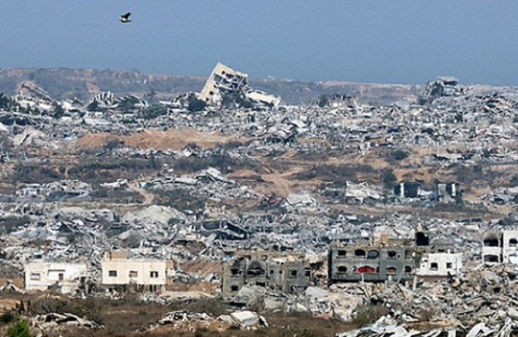 استجابة لضغوط أمريكية.. نتنياهو يسمح بدخول طواقم وآليات مصرية إلى غزة للبحث عن جثث الإسرائيليين