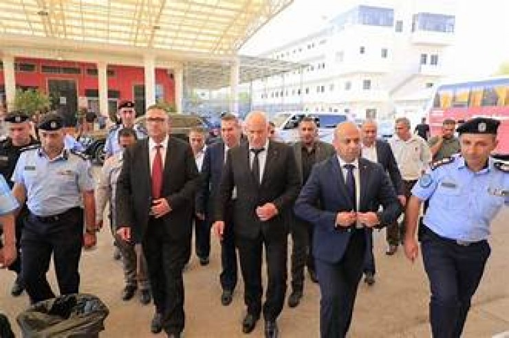 وزير الداخلية يتفقد الهيئة العامة للمعابر والحدود ويترأس اجتماع اللجنة الخاصة بمنع التهريب