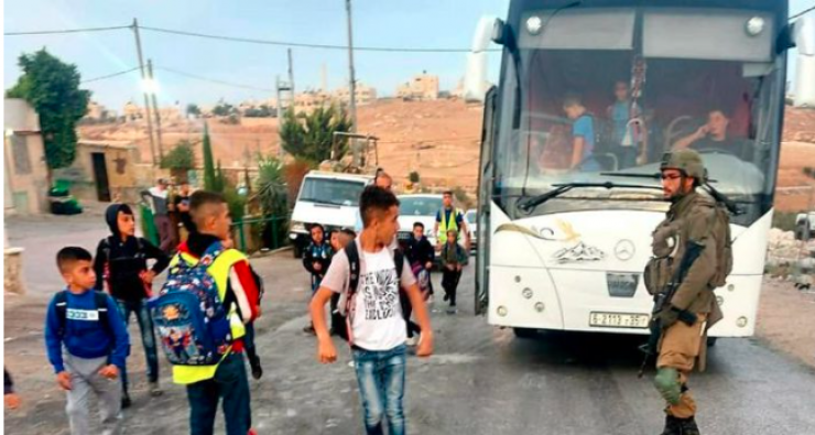 طوباس: قوات الاحتلال يمنع وصول المعلمين إلى مدارس الأغوار 