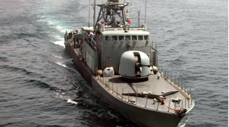 الجيش الإيراني: علينا تعزيز قدراتنا البحرية لتطوير اقتصاد يعتمد على البحر