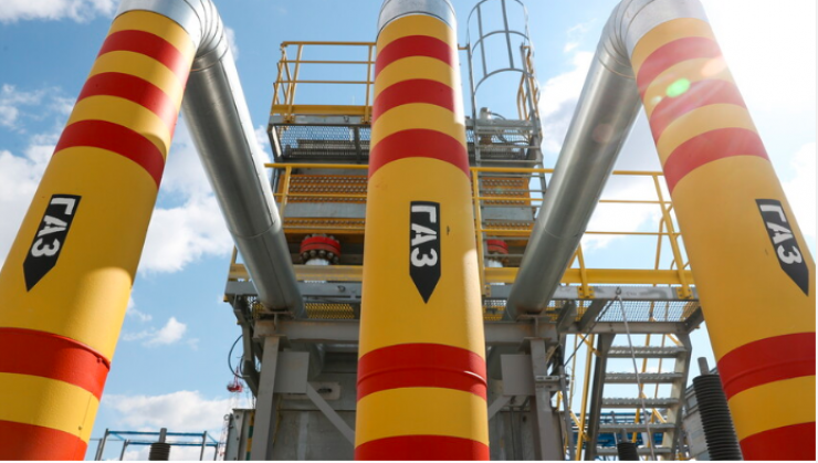 الاتحاد الأوروبي يقر اتفاقا أوليا لحظر تدريجي لاستيراد الغاز الروسي بحلول 2027