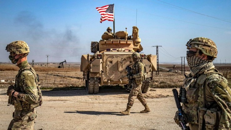 البنتاغون يخطط لعملية برية تشمل غارات على الشريط الساحلي لمضيق هرمز