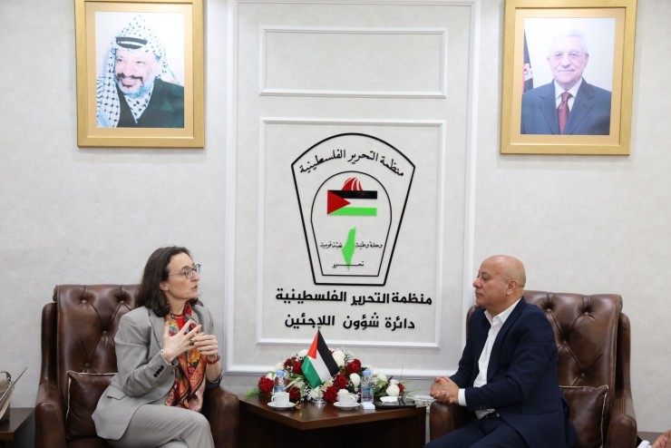 أبو هولي يبحث مع القنصل البلجيكي أزمة تمويل 