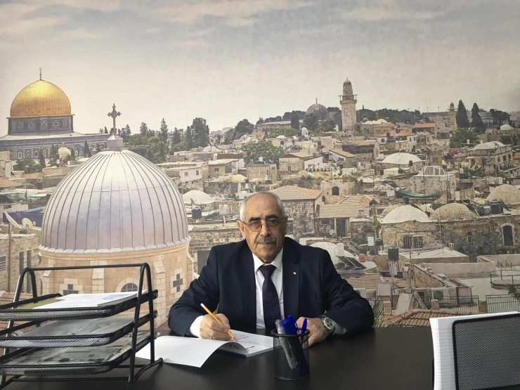 جَفْري إيبْسْتِين و سالي ستانفور يَنْتَمِيانِ لِنَفْسِ مُسْتَنْقَعِ الانْحِرافِ