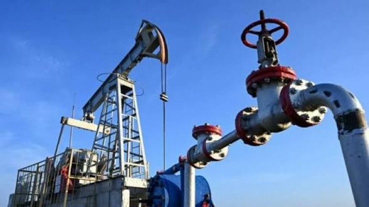 الطلب العالمي على النفط يتعافى مع استئناف تدفقات هرمز