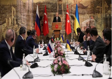 تركيا تعلن إحراز تقدم ملموس في المفاوضات بين روسيا وأوكرانيا