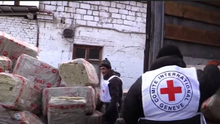 روسيا تطالب بضمان وصول ممثلي الصليب الأحمر إلى الأسرى الروس في أوكرانيا