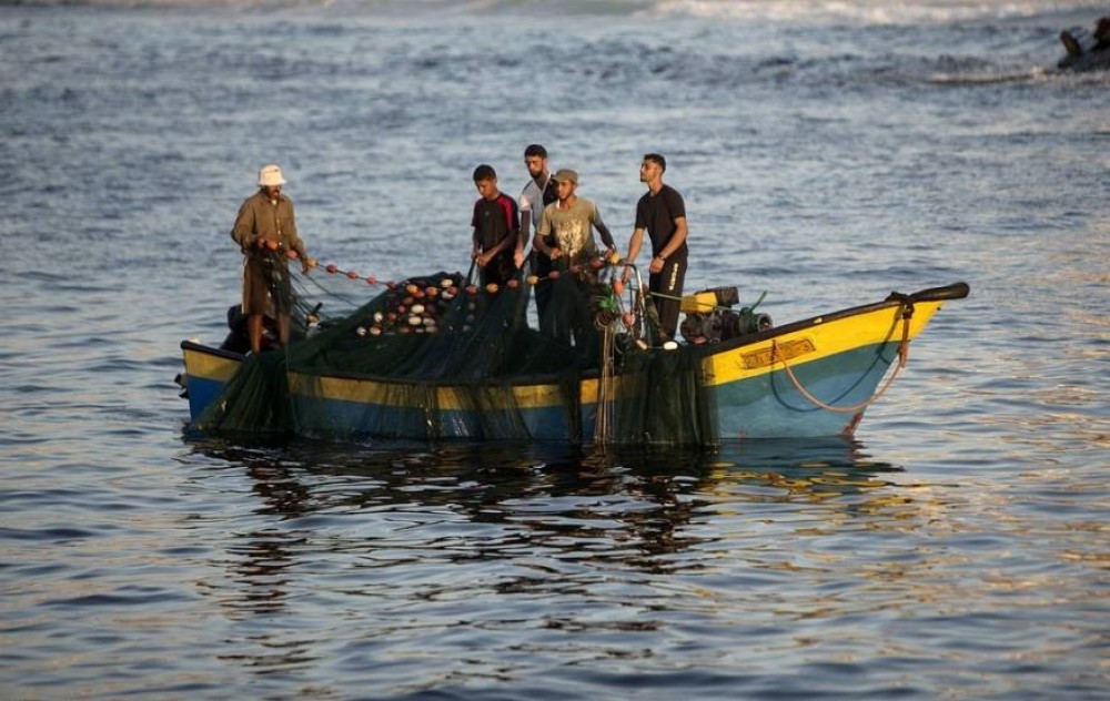 غزة: السماح للصيادين بمزاولة مهنة الصيد يومي الجمعة والسبت