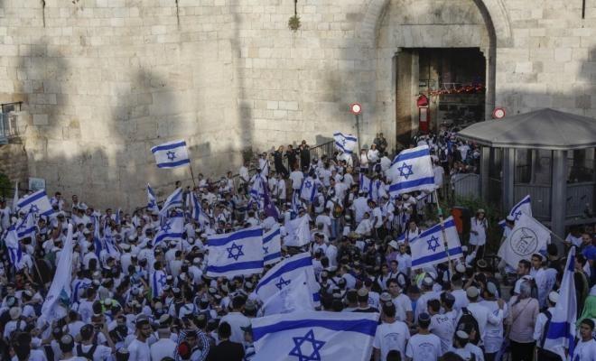 بعد إلغاءها.. نتنياهو سيعقد اجتماع اليوم حول مسيرة الأعلام الإسرائيلية!