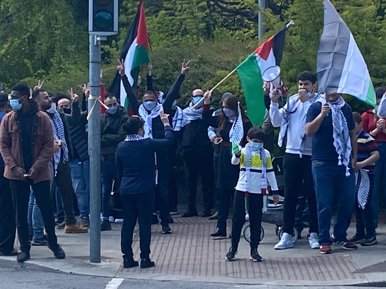 الجالية الفلسطينية في ايرلندا تنظم وقفة احتجاجية على جرائم الاحتلال في دبلن