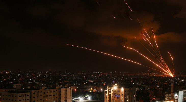  في اليوم الثاني للعدوان على غزة.. المقاومة تواصل ردها على جرائم الاحتلال