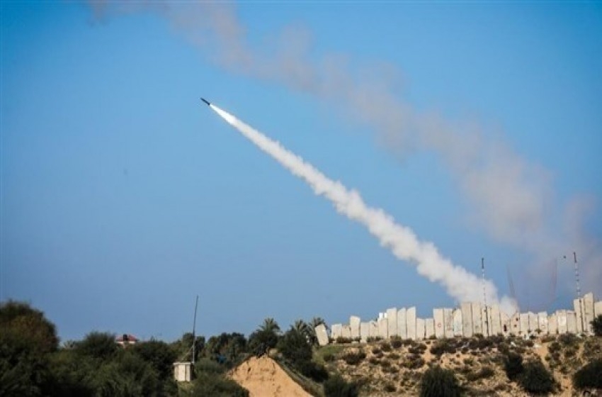 محدث.. إطلاق 21 صاروخا من جنوب لبنان تجاه شمال 