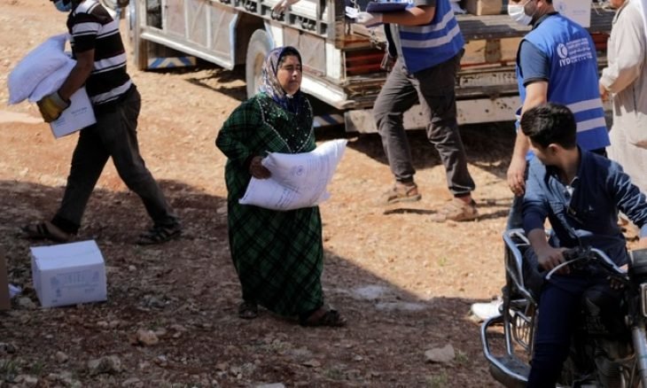 المبعوث الأممي إلى سوريا يطالب بالإبقاء على تفويض إيصال المساعدات للسوريين عبر الحدود
