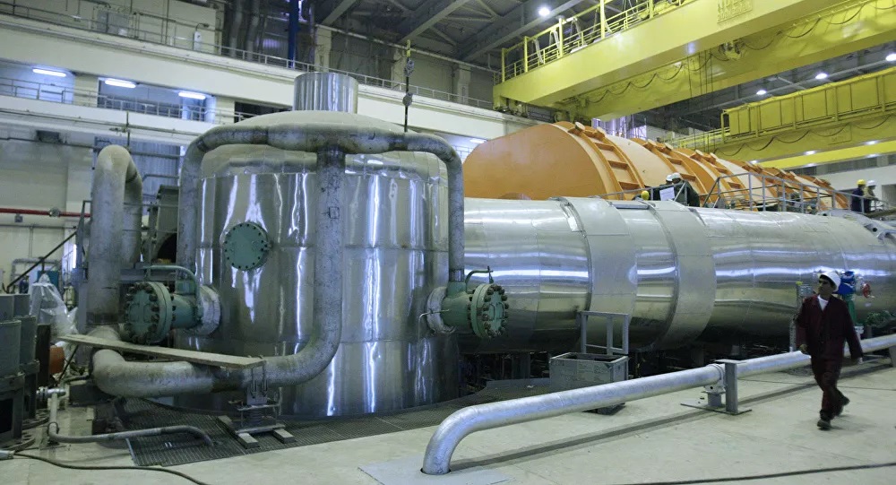 إيران تبدأ تخصيب اليورانيوم بمجموعة ثالثة لأجهزة الطرد المركزي المتطورة