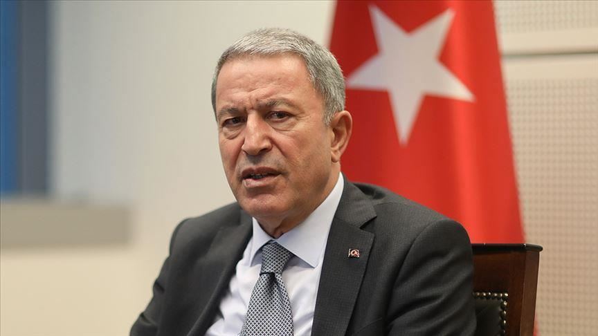 وزير الدفاع التركى يصل العاصمة طرابلس في زيارة غير معلنة